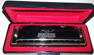 03 DBM Logo Harmonica